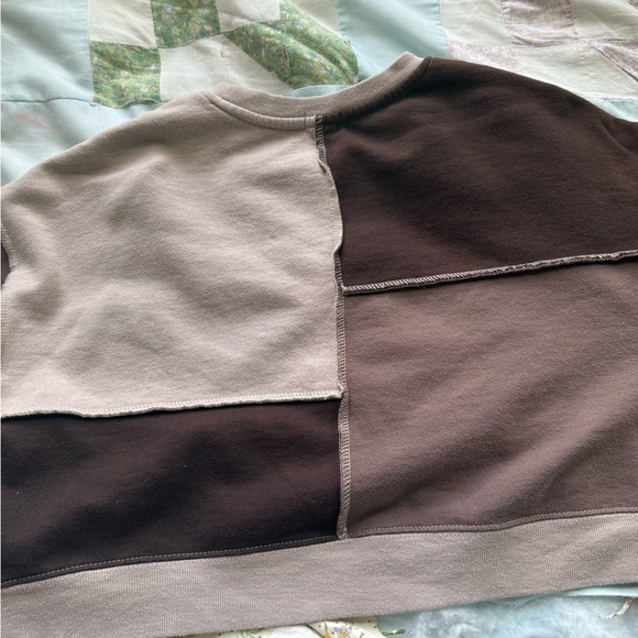 Garage Two-Tone Patchwork Sweater - Picture 2 of 3